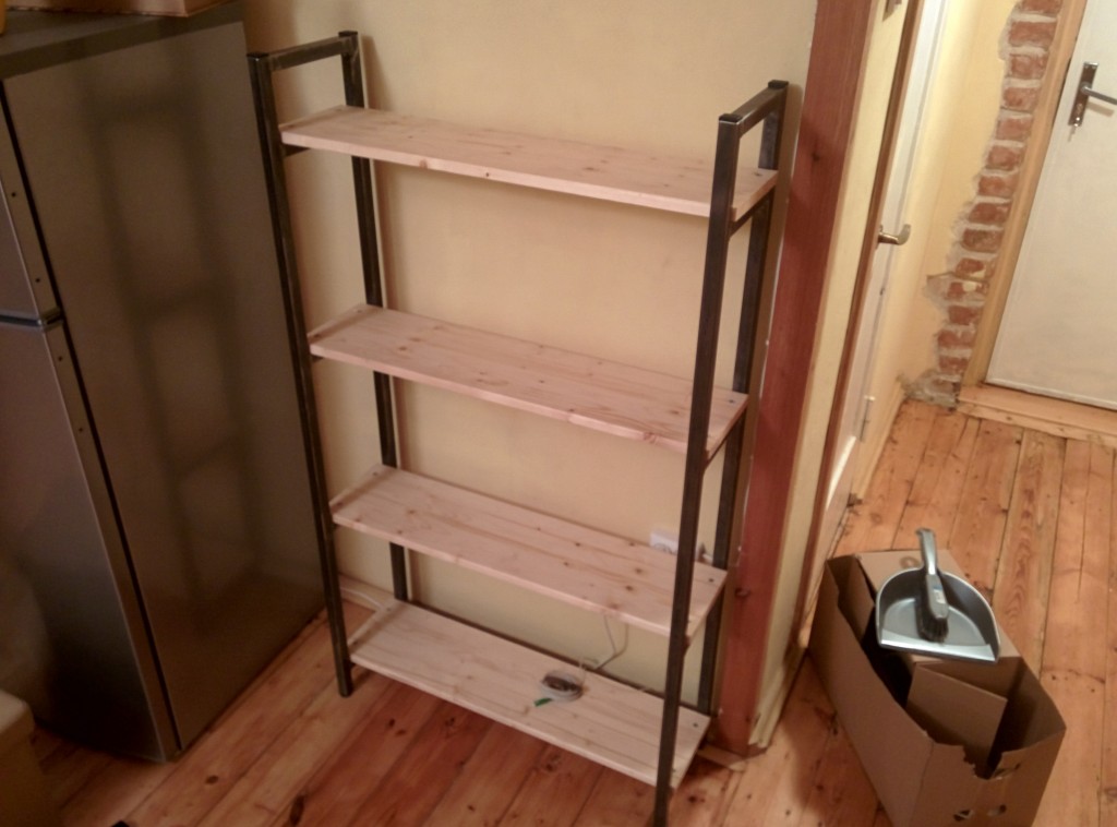 Finished DIY shelf